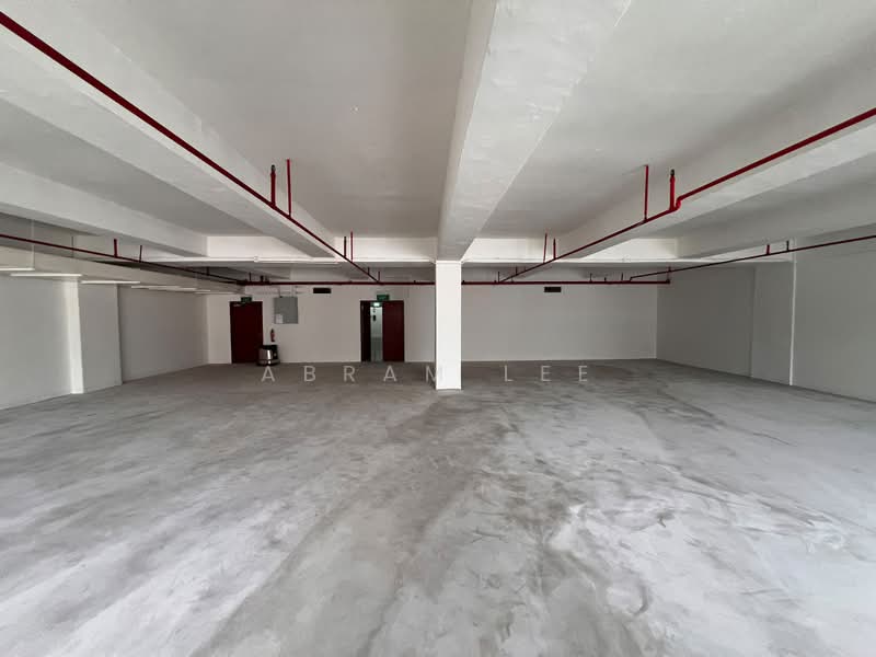 Pines Industrial Building, 240 MacPherson Road, 1,200 sqft, Light Industrial (B1) For Rent, by Abram Lee, 500096374 - Dual entrances - CommercialGuru.com.sg