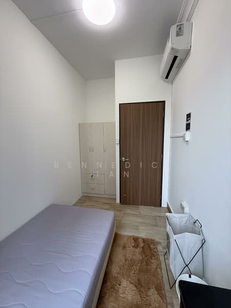 Tanglin View, 150 Prince Charles Crescent, Room Rental, 150 sqft, Condominium For Rent, by Bennedict Tan, 500096388 - Bedroom - PropertyGuru.com.sg