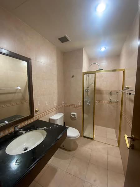 Maple Woods, 991 Bukit Timah Road, Room Rental, 100 sqft, Condominium For Rent, by Leen Yap, 500096391 - Bathroom - PropertyGuru.com.sg