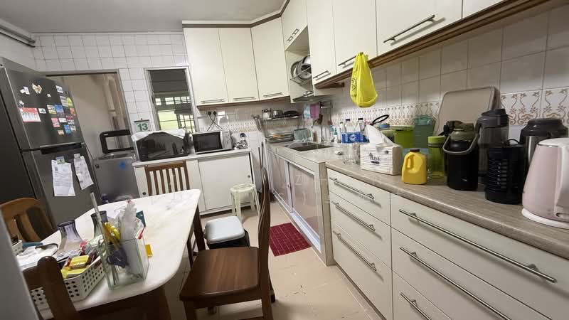 147 Pasir Ris Street 13, 147 Pasir Ris Street 13, Room Rental, 150 sqft, HDB Flat For Rent, by Zhen Zhen (Doris)卓嫃臻, 500096393 - Kitchen - PropertyGuru.com.sg