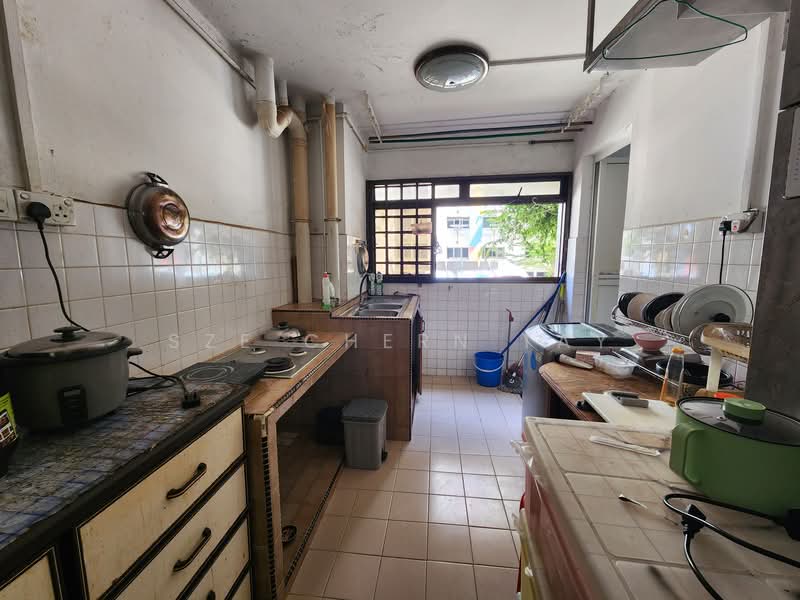 348 Ubi Avenue 1 HDB Flat For Sale at S$ 620,000 | PropertyGuru Singapore - Kitchen