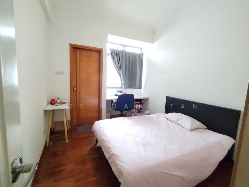 River valley condo room ladies environment, , Room Rental, 130 sqft, Condominium For Rent, by Swee Huang Tan, 500096428 - Bedroom - PropertyGuru.com.sg
