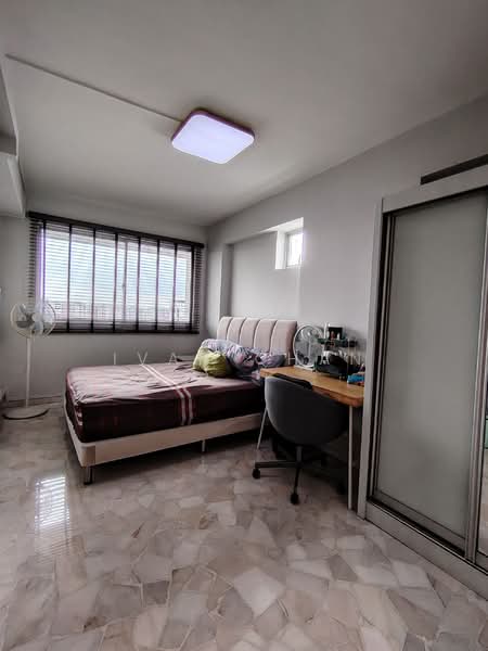 551 Pasir Ris Street 51 HDB Flat For Sale at S$ 795,000 | PropertyGuru Singapore - Bedroom