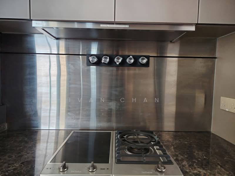 Perfect Ten Condominium For Sale at S$ 4,500,000 | PropertyGuru Singapore - Kitchen