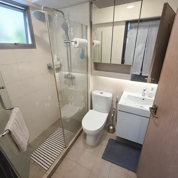 272D Punggol Walk HDB Flat For Sale at S$ 815,000 | PropertyGuru Singapore - Bathroom