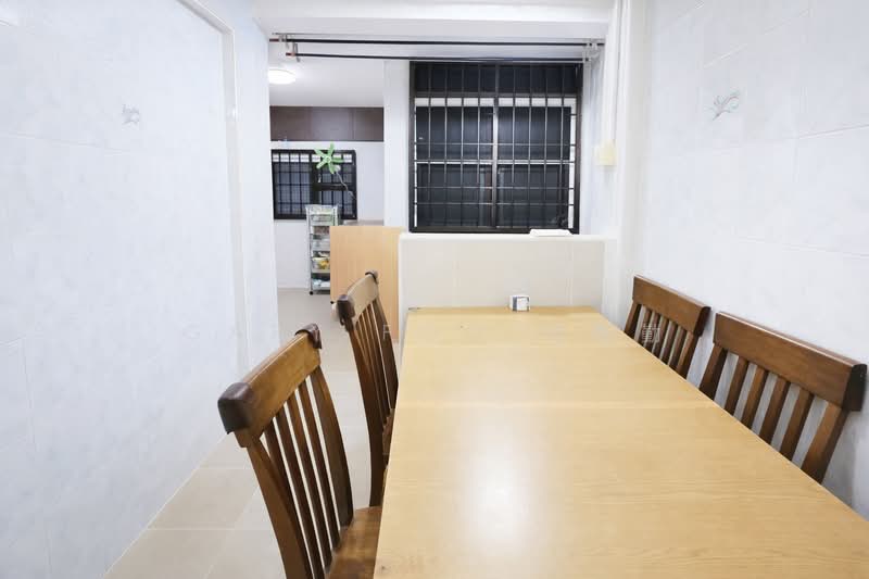 93 Jalan Dua HDB Flat For Sale at S$ 380,000 | PropertyGuru Singapore - Dining Room