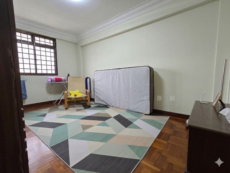 93 Jalan Dua HDB Flat For Sale at S$ 380,000 | PropertyGuru Singapore - Bedroom