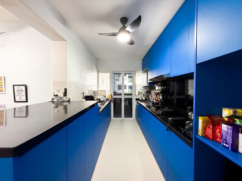 619A Tampines Street 61 HDB Flat For Sale at S$ 925,000 | PropertyGuru Singapore - Kitchen