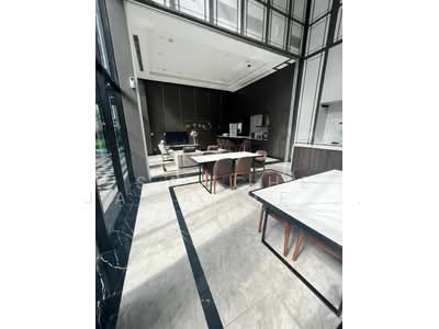 For Sale - Park Colonial