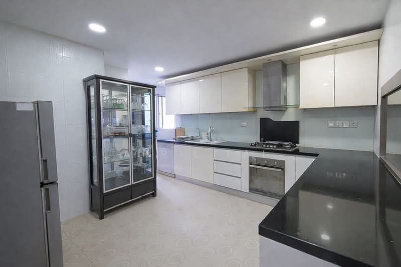 Cote D'Azur Condominium For Sale at S$ 3,478,000 | PropertyGuru Singapore - Kitchen