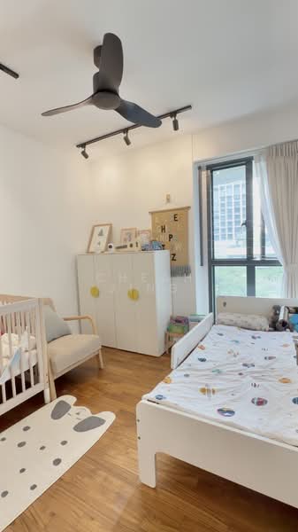 93 Dawson Road HDB Flat For Sale at S$ 1,700,000 | PropertyGuru Singapore - Bedroom