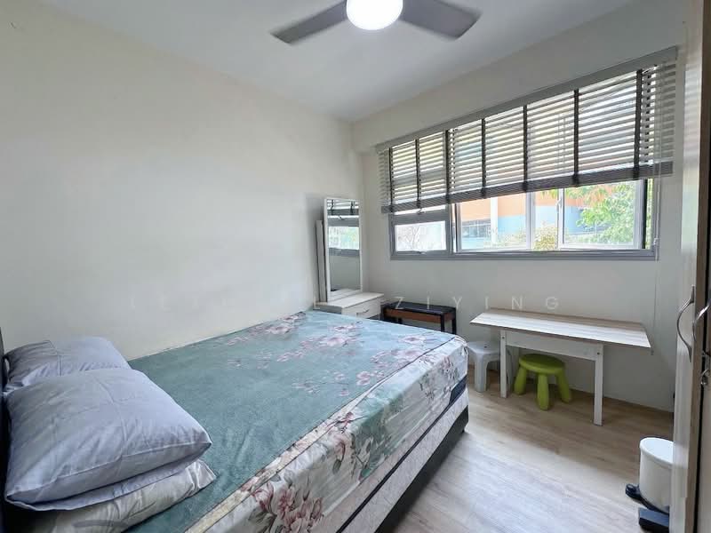 591A Ang Mo Kio Street 51 HDB Flat For Sale at S$ 688,000 | PropertyGuru Singapore - Bedroom