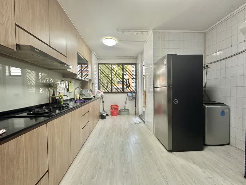 670 Hougang Avenue 8, 670 Hougang Avenue 8, Room Rental, 150 sqft, HDB Flat For Rent, by Lai Zhi Ping (Jack), 500096533 - Kitchen - PropertyGuru.com.sg