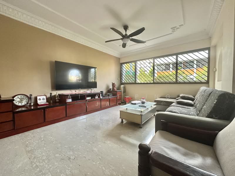 670 Hougang Avenue 8, 670 Hougang Avenue 8, Room Rental, 150 sqft, HDB Flat For Rent, by Lai Zhi Ping (Jack), 500096533 - Living Room - PropertyGuru.com.sg