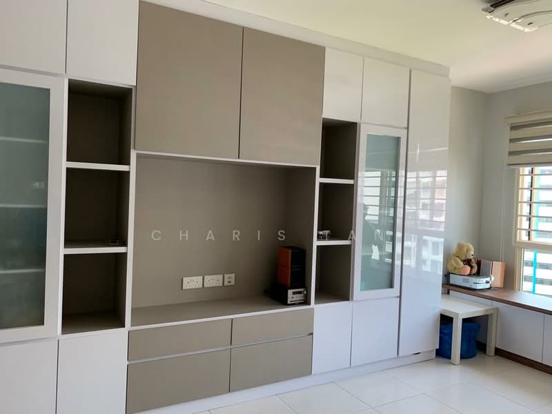 For Rent - 212A Compassvale Drive