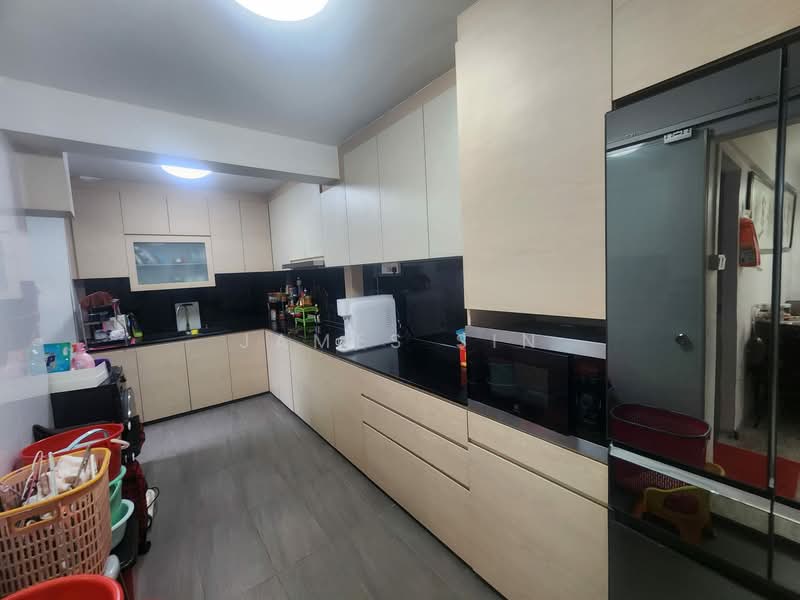53 Geylang Bahru HDB Flat For Sale at S$ 768,000 | PropertyGuru Singapore - Kitchen
