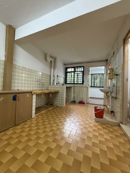 208 Boon Lay Place HDB Flat For Sale at S$ 369,000 | PropertyGuru Singapore