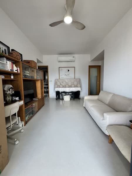 SkySuites 17, 17 Jalan Rajah, 3 Bedrooms, 1,066 sqft, Apartment For Rent, by Sam Chu, 500096550 - Living Room - PropertyGuru.com.sg