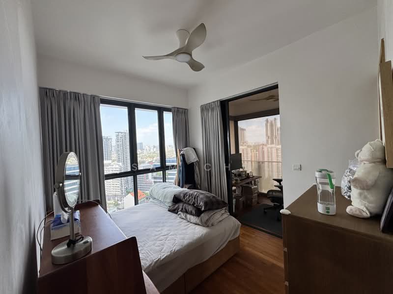 SkySuites 17, 17 Jalan Rajah, 3 Bedrooms, 1,066 sqft, Apartment For Rent, by Sam Chu, 500096550 - Bedroom - PropertyGuru.com.sg