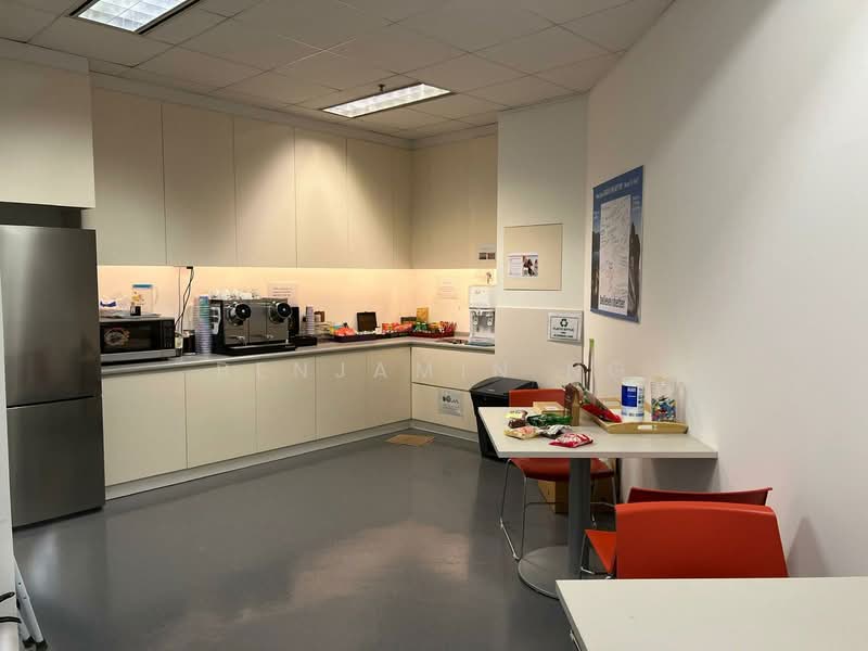 Suntec City Tower, 6 Temasek Boulevard, 8,095 sqft, Office For Rent, by Benjamin Ng, 500096559 - Kitchen - CommercialGuru.com.sg