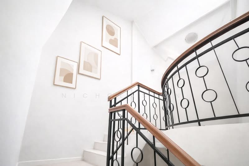 Serangoon Garden Estate Corner Terrace For Sale at S$ 5,500,000 | PropertyGuru Singapore - Interior