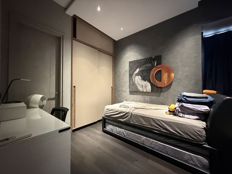 Coco Palms Condominium For Sale at S$ 4,150,000 | PropertyGuru Singapore - Bedroom