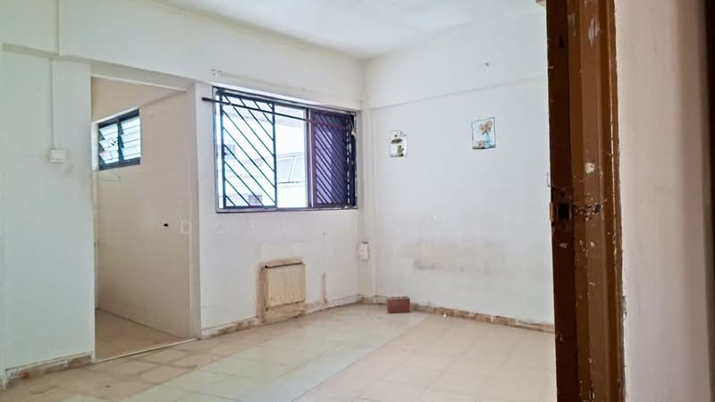 137 Lorong Ah Soo HDB Flat For Sale at S$ 550,000 | PropertyGuru Singapore