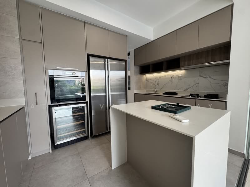 Verdale, 10 De Souza Avenue, 4 Bedrooms, 1,410 sqft, Condominium For Sale, by Adora Valerie Tay, 500096636 - Kitchen - PropertyGuru.com.sg