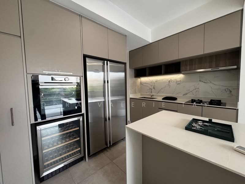 Verdale, 10 De Souza Avenue, 4 Bedrooms, 1,410 sqft, Condominium For Sale, by Adora Valerie Tay, 500096636 - Kitchen - PropertyGuru.com.sg