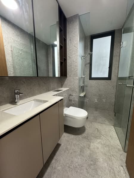 Verdale, 10 De Souza Avenue, 4 Bedrooms, 1,410 sqft, Condominium For Sale, by Adora Valerie Tay, 500096636 - Bathroom - PropertyGuru.com.sg
