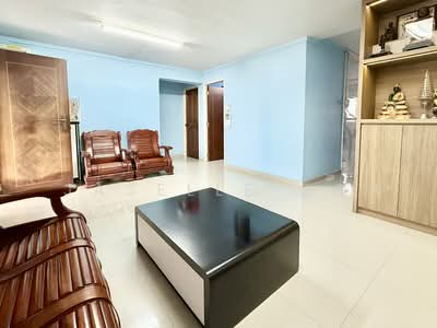 For Rent - 347 Woodlands Avenue 3