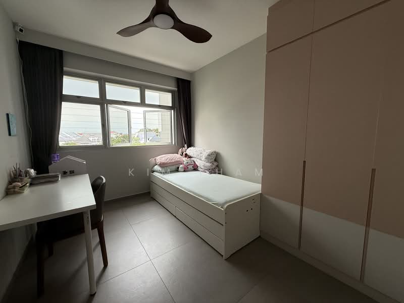 153C Bedok South Road HDB Flat For Sale at S$ 1,350,000 | PropertyGuru Singapore - Bedroom