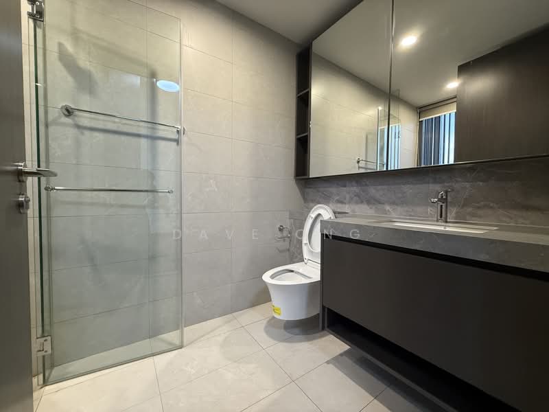 Parc Clematis Condominium For Sale at S$ 2,050,000 | PropertyGuru Singapore - Bathroom