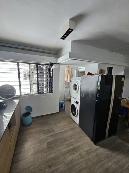 Lucky Plaza, 304 Orchard Road, Room Rental, 130 sqft, Apartment For Rent, by Jacky Quek, 500096680 - Kitchen - PropertyGuru.com.sg