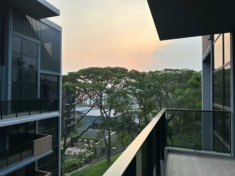 Kent Ridge Hill Residences, 52 South Buona Vista Road, 4 Bedrooms, 1,927 sqft, Condominium For Rent, by Ken Lee, 500096683 - Balcony - PropertyGuru.com.sg