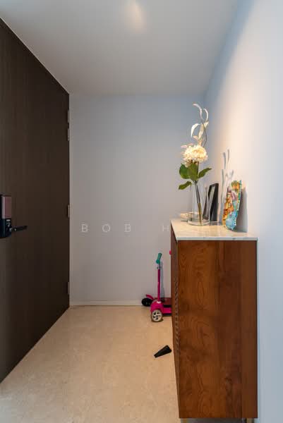 Avenue South Residence Condominium For Sale at S$ 2,530,000 | PropertyGuru Singapore - Entrance