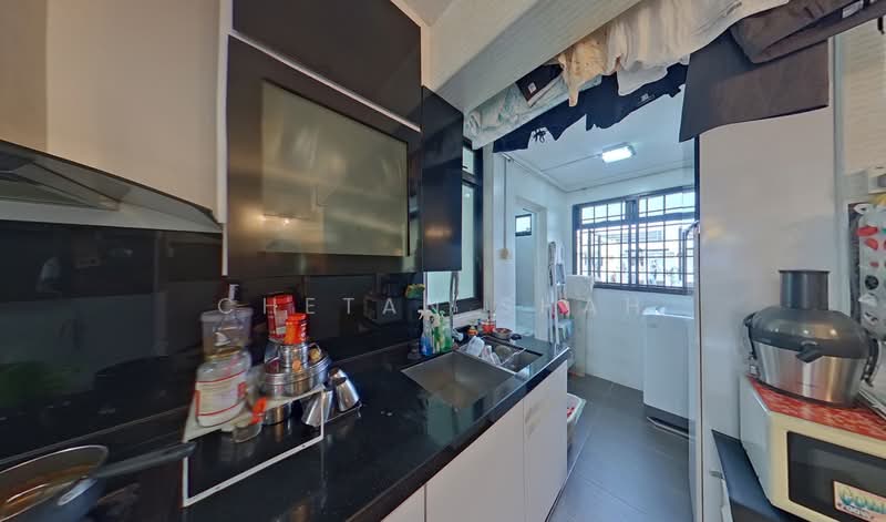 81 Commonwealth Close, 81 Commonwealth Close, 2 Bedrooms, 646 sqft, HDB Flat For Sale, by Chetan Shah, 500096687 - Kitchen - PropertyGuru.com.sg