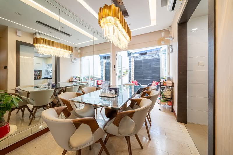 D'Manor Terraced House For Sale at S$ 3,380,000 | PropertyGuru Singapore - Dining Room