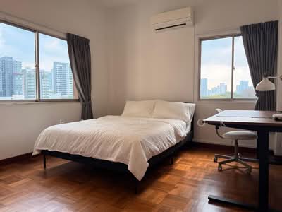 For Rent - Lion Towers