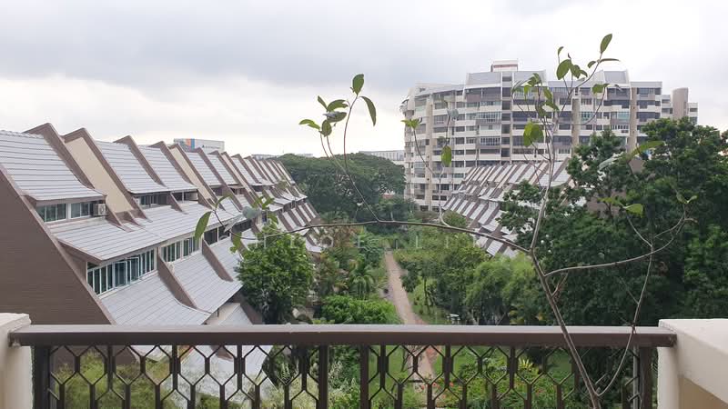 Lakepoint Condo, 2 Lakepoint Drive, 2 Bedrooms, 1,001 sqft, Condominium For Sale, by Chloe Lim, 500096721 - Exterior - PropertyGuru.com.sg