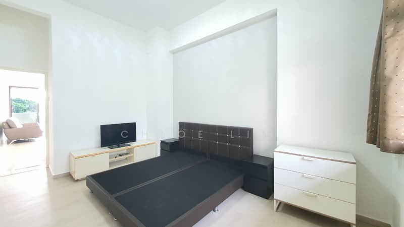 Lakepoint Condo, 2 Lakepoint Drive, 2 Bedrooms, 1,001 sqft, Condominium For Sale, by Chloe Lim, 500096721 - Bedroom - PropertyGuru.com.sg