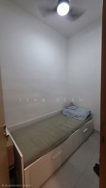 City Fringe / MRT Renovated 2.5sty Terrace, Macperson Road, 5 Bedrooms, 2,396 sqft, Terraced House For Sale, by Lena Seah, 500096722 - Helper Bedroom - PropertyGuru.com.sg