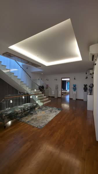 City Fringe / MRT Renovated 3sty Terrace, Macperson Road, 5 Bedrooms, 5,100 sqft, Terraced House For Sale, by Lena Seah, 500096722 - 2nd level Family Area - PropertyGuru.com.sg