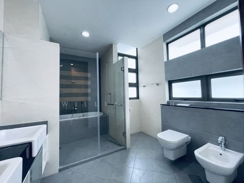 Dunsfold Drive, , 6 Bedrooms, 4,800 sqft, Bungalow House For Rent, by William Tan, 500096723 - Bathroom - PropertyGuru.com.sg