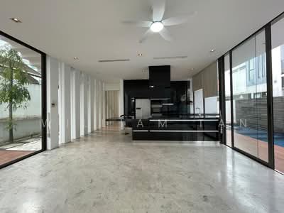 For Rent - Dunsfold Drive