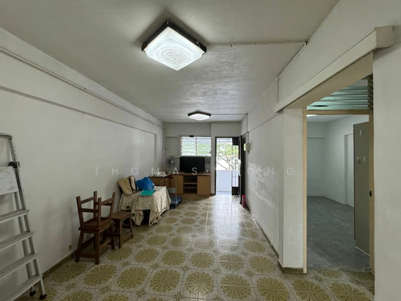 10 Gloucester Road, 10 Gloucester Road, 2 Bedrooms, 721 sqft, HDB Flat For Sale, by Thomas Wong, 500096731 - Living Room - PropertyGuru.com.sg