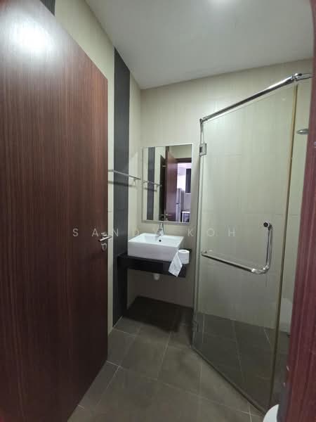 C.H.E.A.P STUDIO FOR RENT! HEART OF JOO CHIAT, , Studio, 463 sqft, Apartment For Rent, by Sandy Koh, 500096733 - Bathroom - PropertyGuru.com.sg