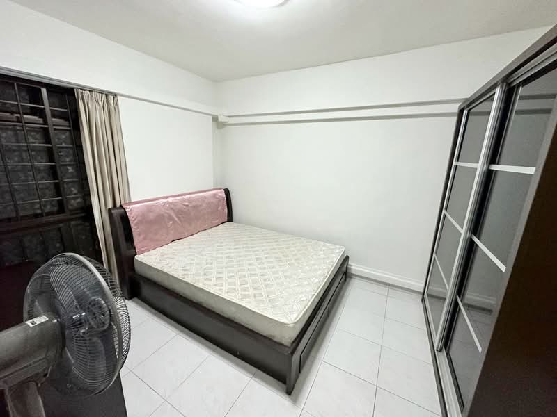 520 Woodlands Drive 14, 520 Woodlands Drive 14, 4 Bedrooms, 1,345 sqft, HDB Flat For Rent, by Judy Liu, 500096736 - Bedroom - PropertyGuru.com.sg