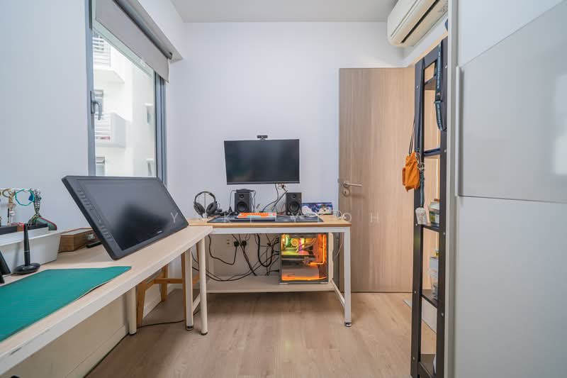 530C Pasir Ris Drive 1, 530C Pasir Ris Drive 1, 3 Bedrooms, 1,130 sqft, HDB Flat For Sale, by Yuki Yeoh, 500096738 - Study - PropertyGuru.com.sg