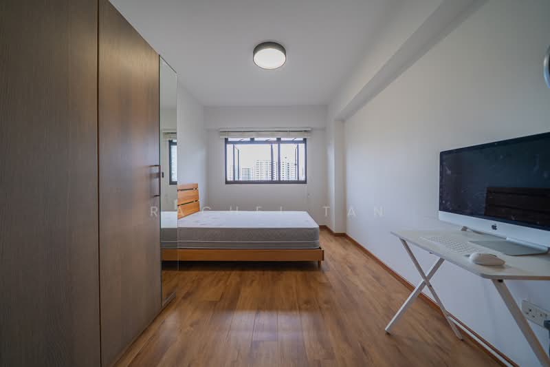 309B Anchorvale Road HDB Flat For Sale at S$ 720,000 | PropertyGuru Singapore - Bedroom